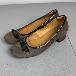 Clarks Brown Heeled Shoes with Black Bow